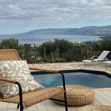 Seaview With Private Pool - 5 Min From בית נופש *