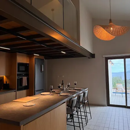 Seaview With Private Pool - 5 Min From בית נופש *
