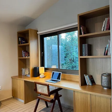 Seaview With Private Pool - 5 Min From בית נופש *