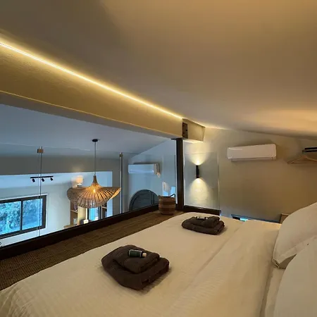 Seaview With Private Pool - 5 Min From