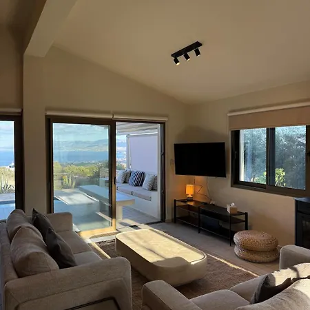 Seaview With Private Pool - 5 Min From בית נופש