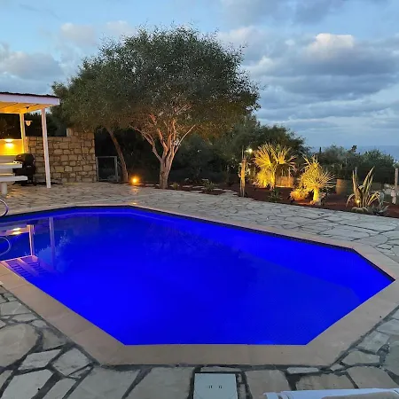 Seaview With Private Pool - 5 Min From Case de vacanță Neo Chorio
